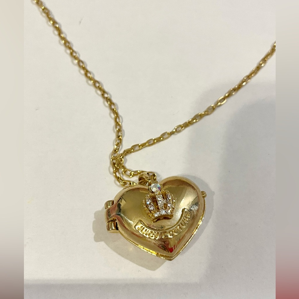 JUICY COUTURE GOLD HEART LOCKET NECKLACE VINTAGE